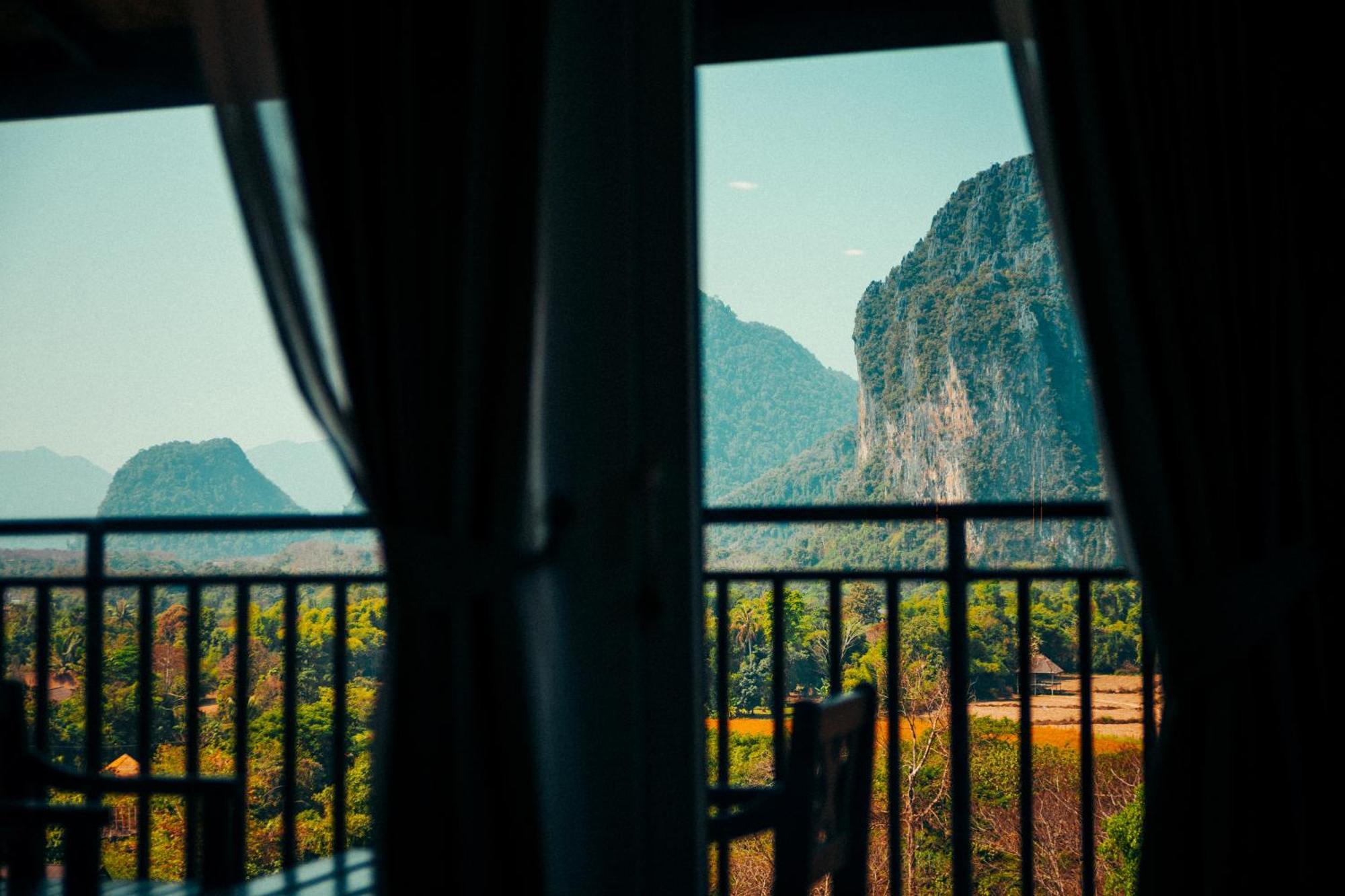 The Elephant Crossing Hotel Vang Vieng Eksteriør billede