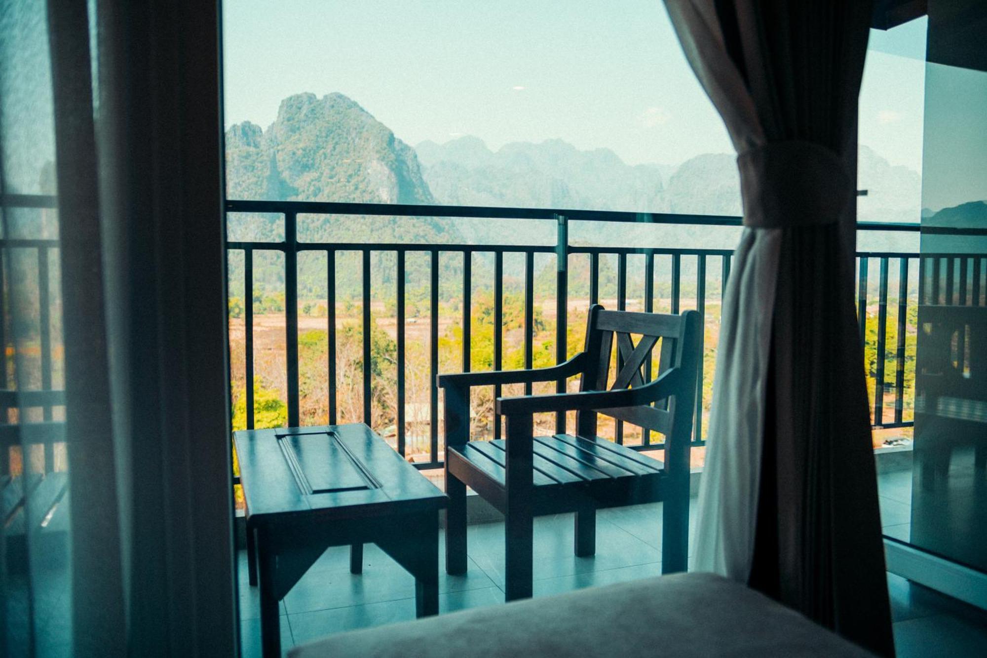 The Elephant Crossing Hotel Vang Vieng Eksteriør billede