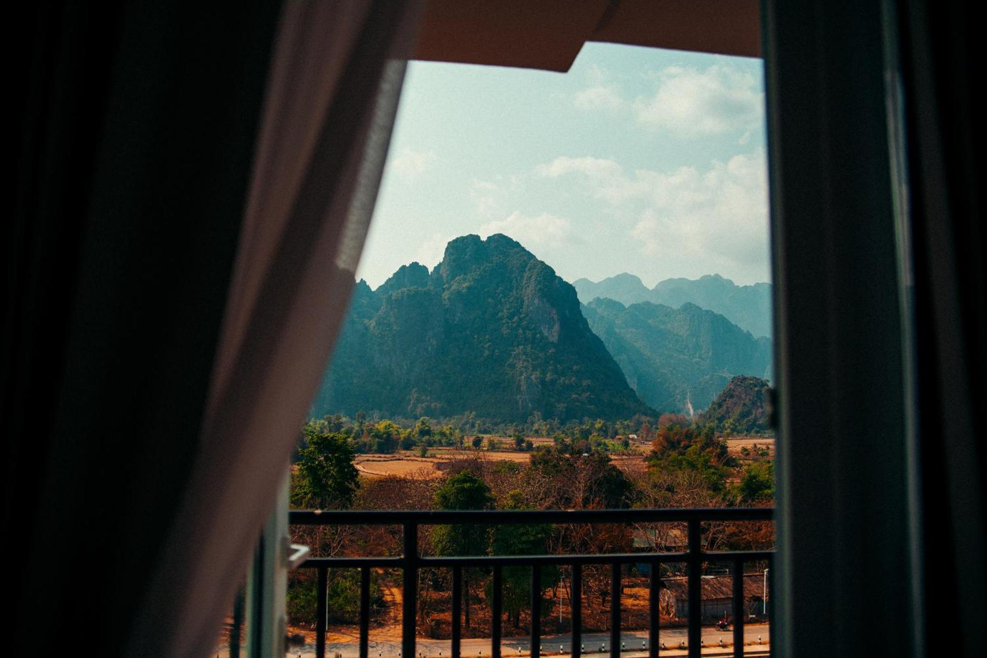 The Elephant Crossing Hotel Vang Vieng Eksteriør billede